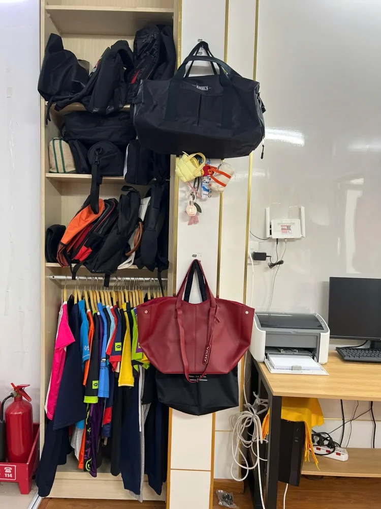 Backpack & bag sample cabinet