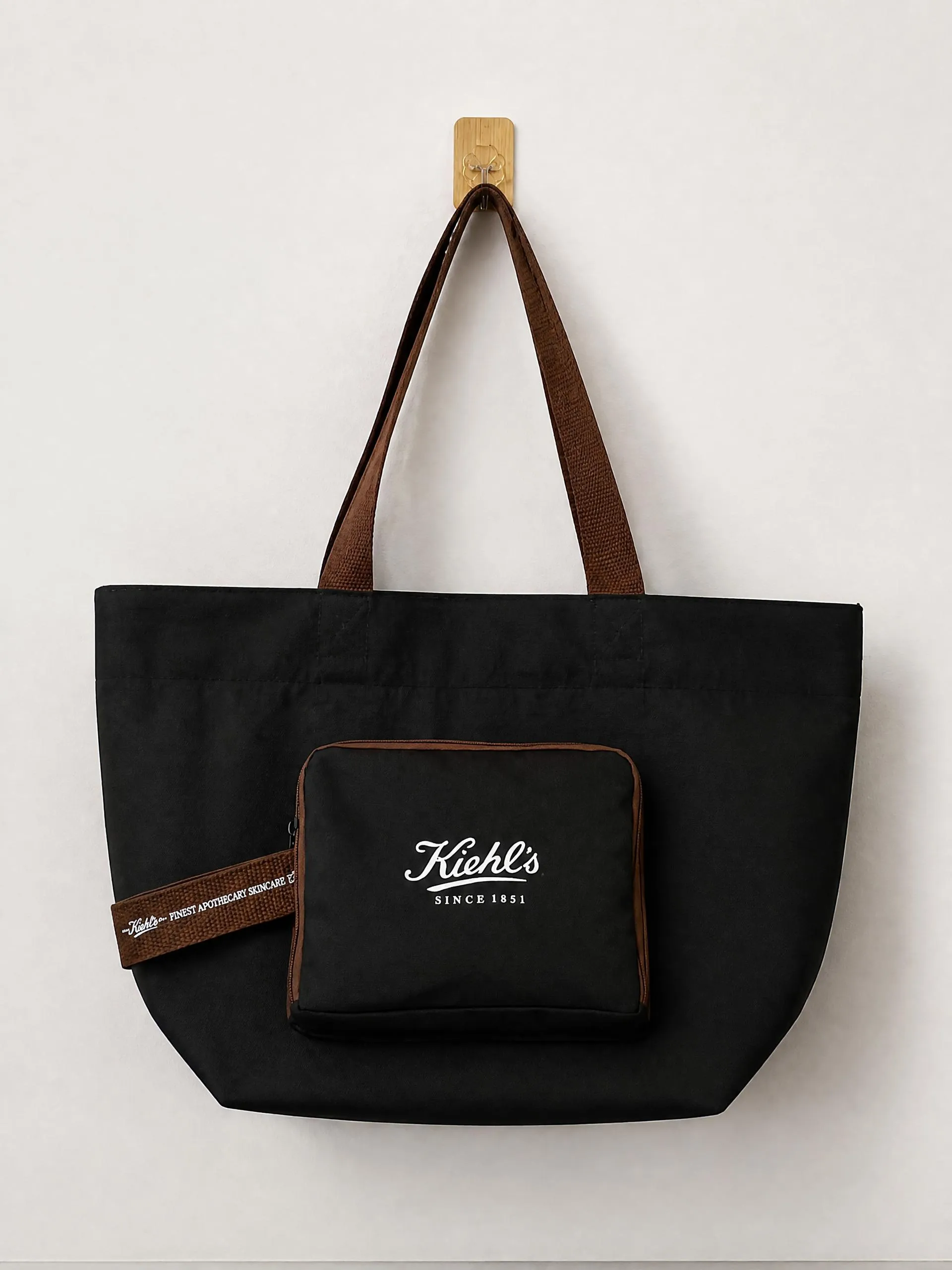 Foldable multipurpose laptop tote